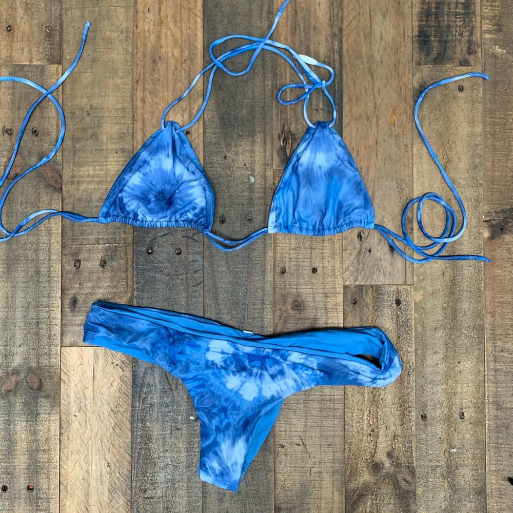 Merrilees blue tie dye bikini